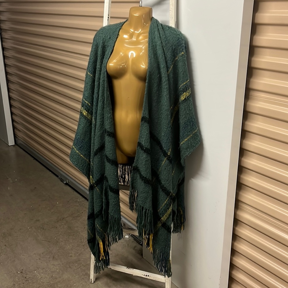 Free People Super soft poncho